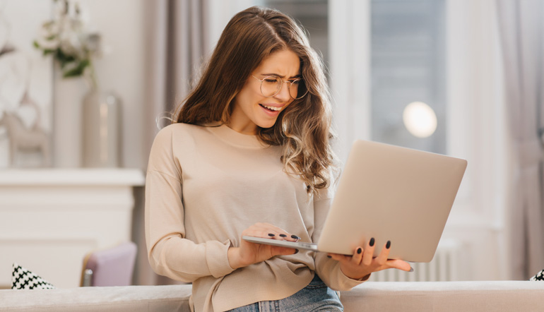 Blue Cross online remote work from home jobs for housewife